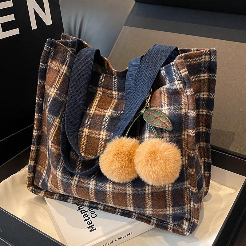 Herbst- und Winter-Retro-Wollentasche für Damen, neue koreanische Tragetasche, vielseitige, lässige, große Kapazität, Einzel-Schulter-Pendeltasche