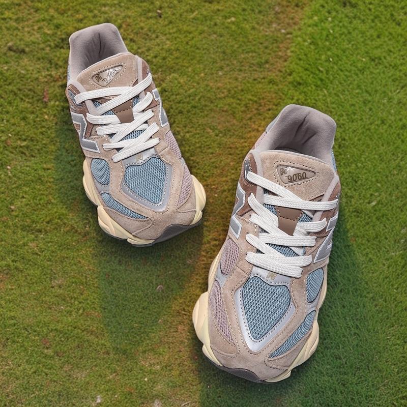 Pant BootsUnisex Classic Casual Sports Chunky Sneakers for Summer, Trend Followers