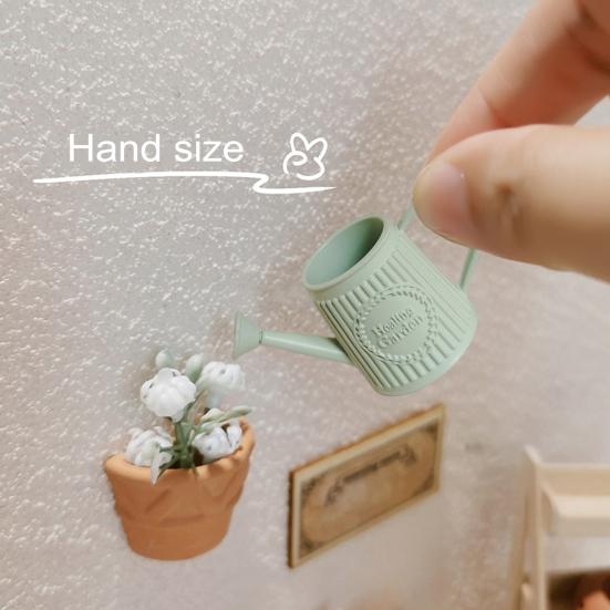 Mini sticlă de udare Oală de stropire în miniatură din metal Casă de păpuși Instrumente de grădinărit Jucărie Udare simulată