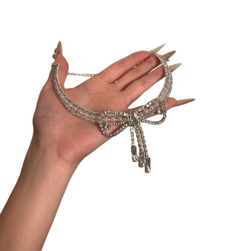 Exquisite Rhinestone Bow & Pearl Clavicle Necklace for Women
