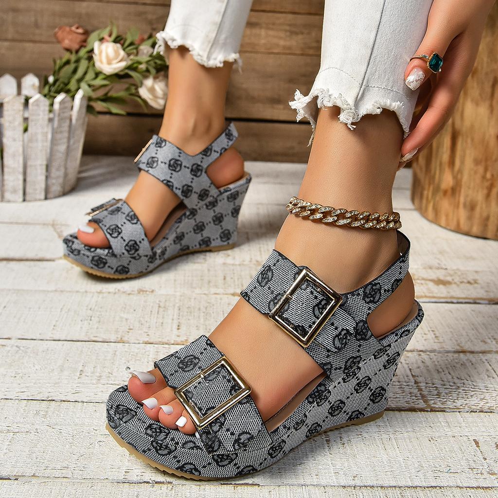 Thick Bottom High Platform Sandals Women Wedges High Heels Summer Chunky Sandalias Beach Slippers