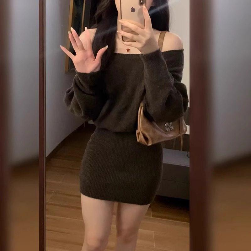 Elegant Women s Off-Shoulder Long-Sleeve Knit Dress - Autumn/Winter One Size