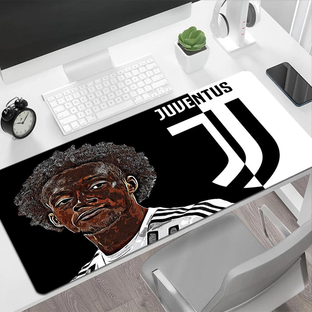 Sneijder's Dynamic Pose Gaming Mouse Pad Gaming Laptop Mouse Pad Ultra-Long Desk Mat Non-Slip Rubber Base Gaming Accessories Ideal Gift for Gamers