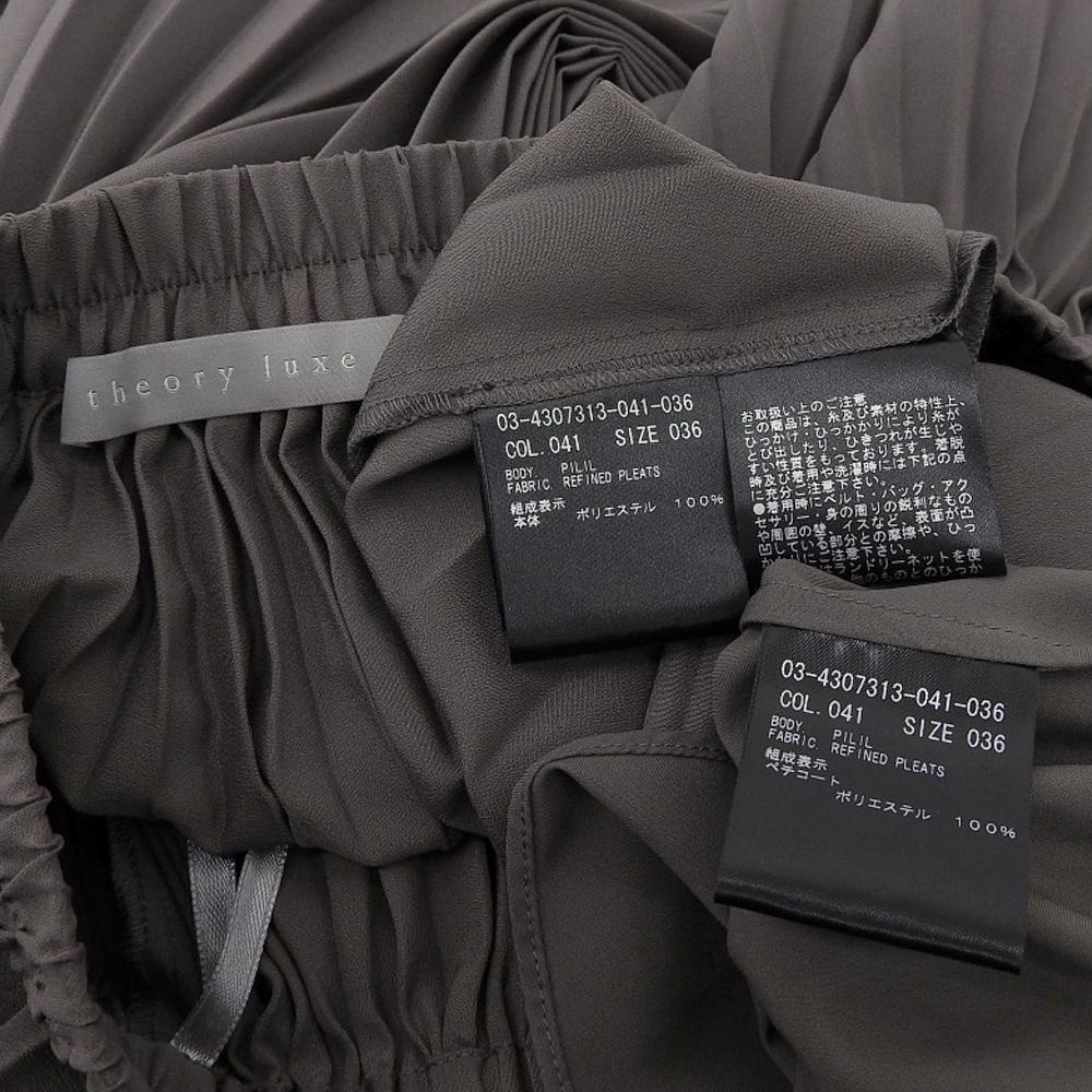 Theory Luxe Excellent Condition Refined Pleats Pilil Skirt, Women's, Gray, Size 36, Made In 1924 Skirt 36 grayUsed