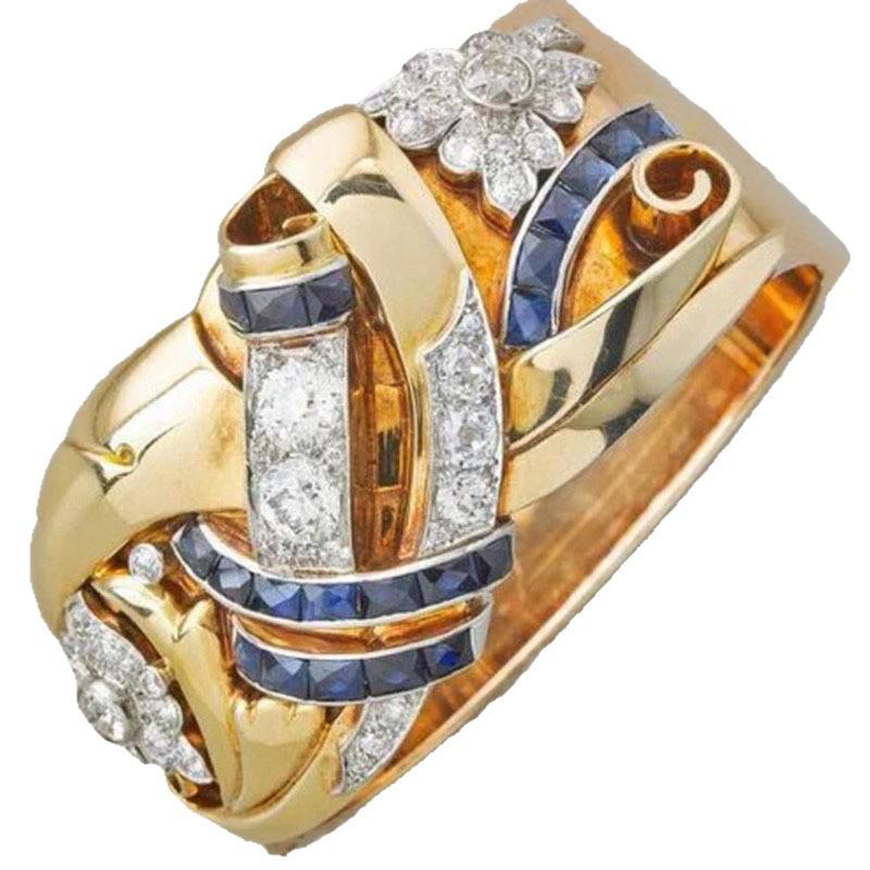 Bague Florale Vintage en Laiton et Zircon: Design Rétro Audacieux avec Large Bande Creuse pour un Style Européen et Américain Unique.