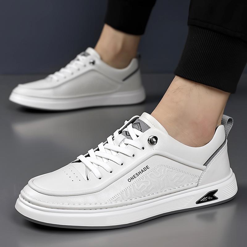 Fashion New Trend Men's Casual Shoes Versatile Leather Shoes for Men Fashion Lace-up Male Vulcanize Shoes Skateboard Footwear Sneakers