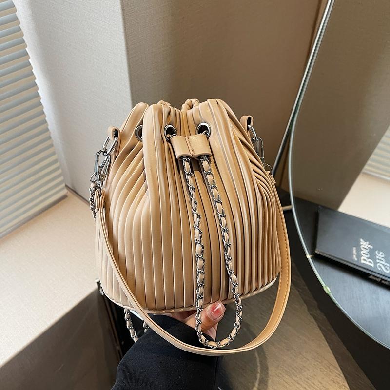 Black Bag For Women Fashion Pleated Strape Design Shoulder Bag Trend Drawstring Bucket Crossbody Bag Lady Pu Leather Bag Brand