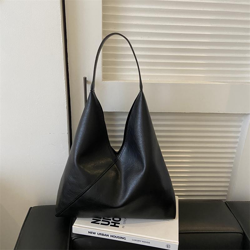 

Качественный набор сумок через плечо для женщин из мягкой искусственной кожи, большая вместительная сумка для покупок, зимние новые дизайнерские роскошные сумки 40x39x14cm чёрный