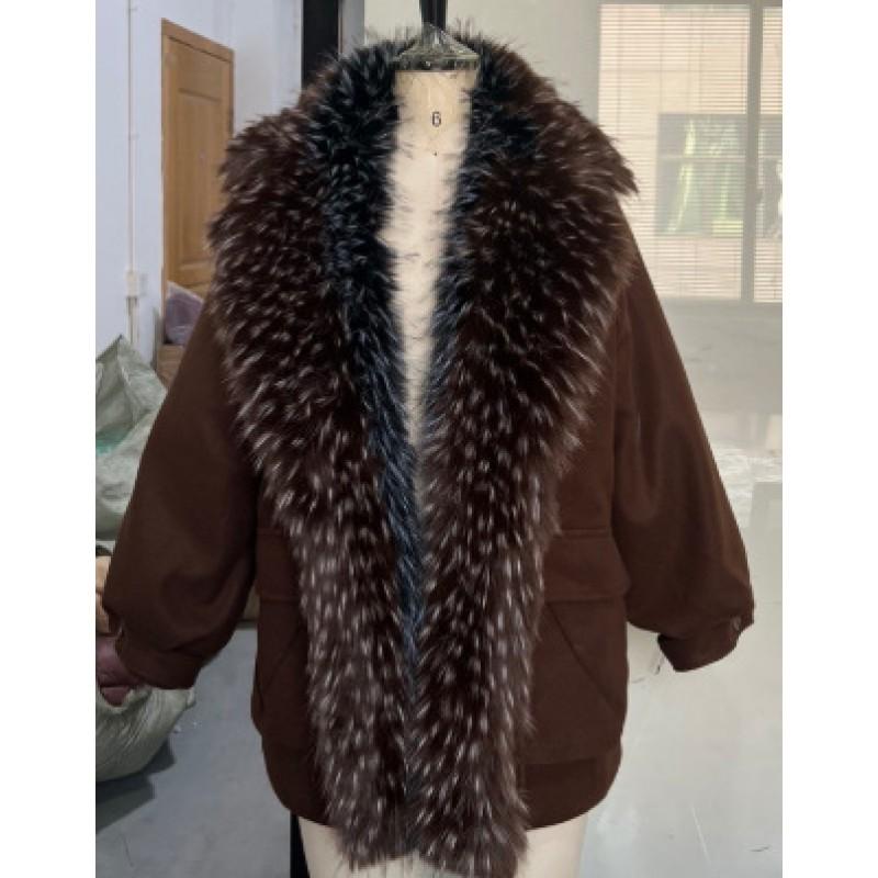 Womens Street Style Puffer Coat With Oversized Fur Collar Pockets Loose Fit Winter Jacket
