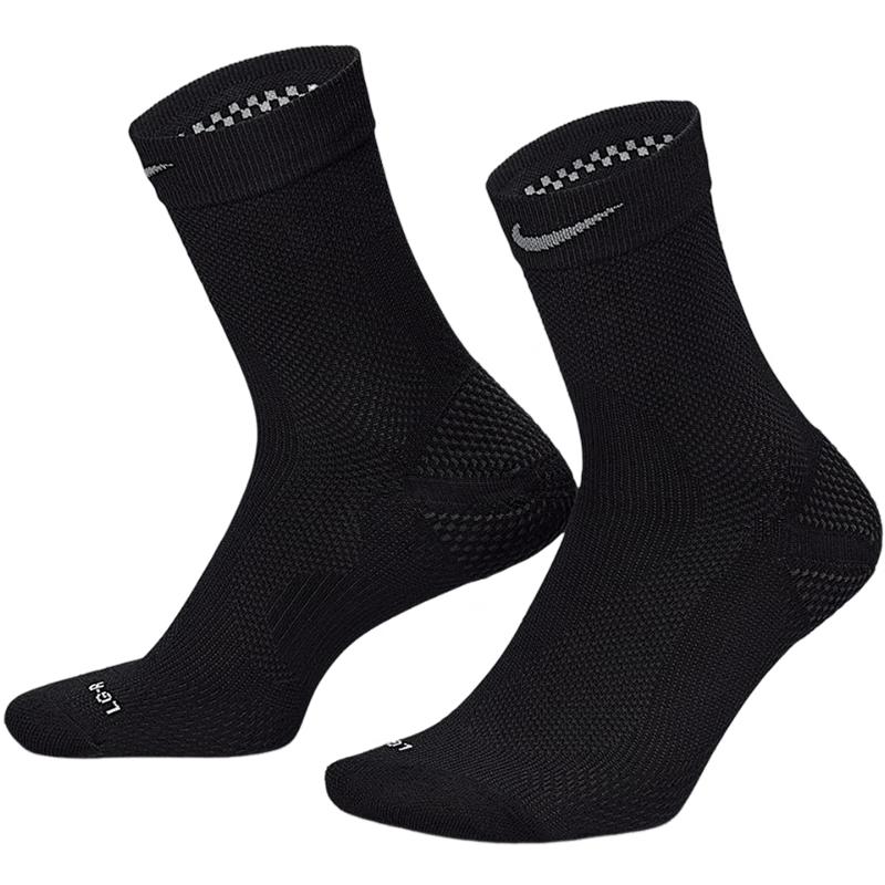 Nike Men s Breathable Athletic Socks S