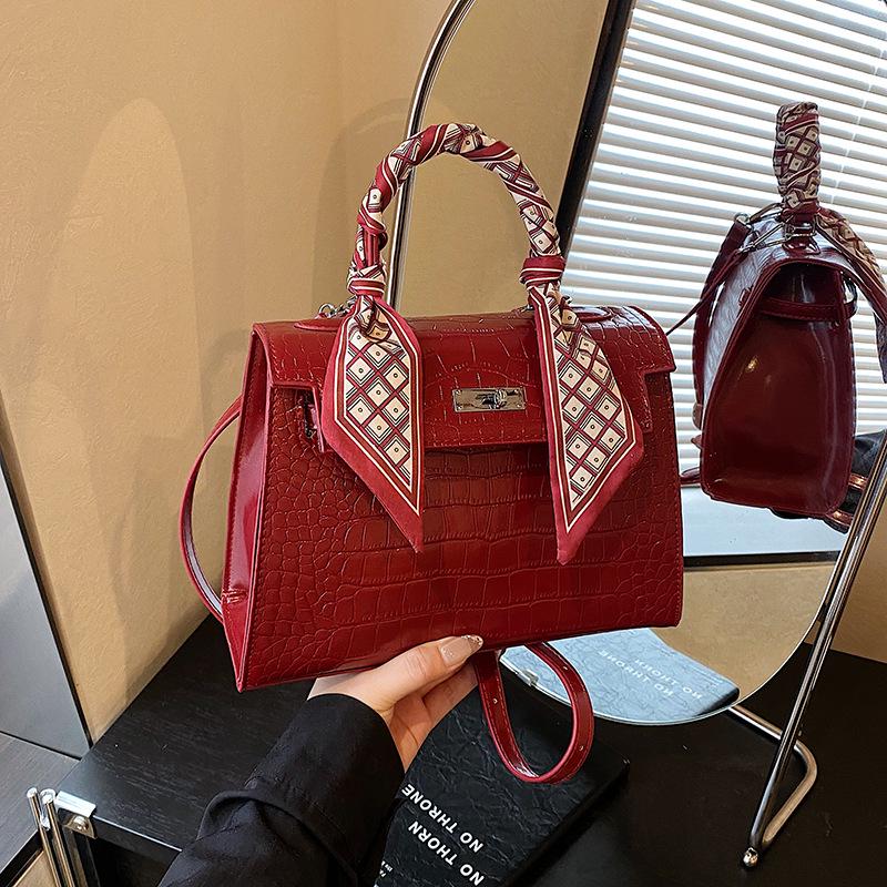 2025 Women's Crossbody Small Square Kelly Bag – Trendy, High-End & Fashionable