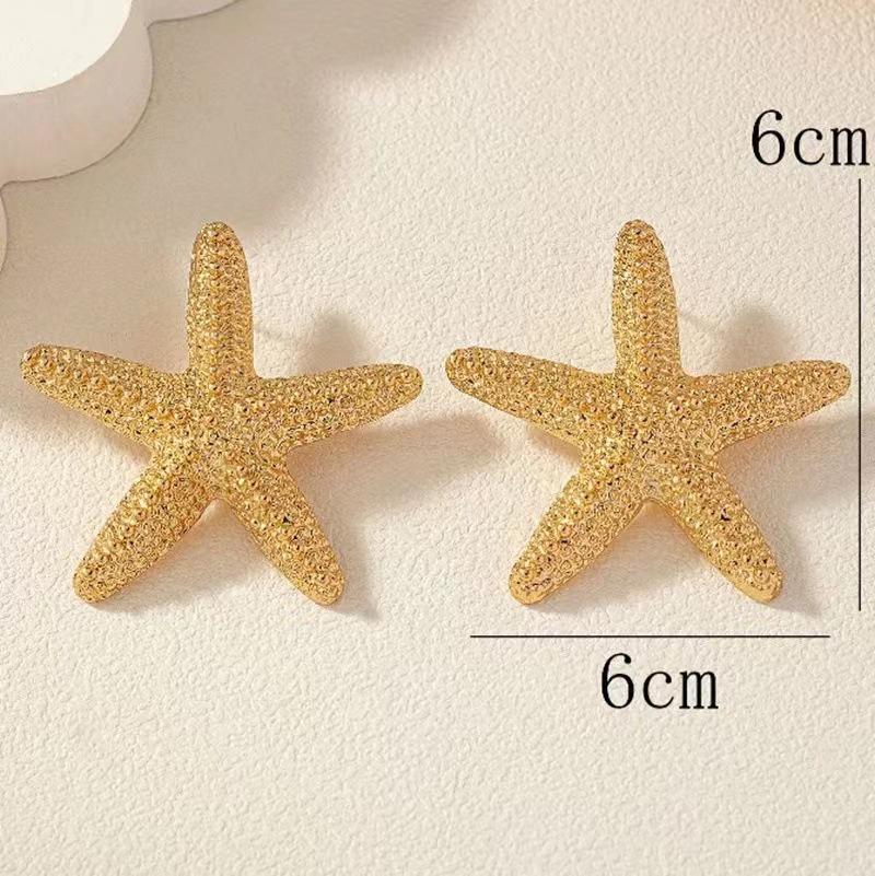 Starfish Geometric Stud Earrings: European & American Metal Textured Design