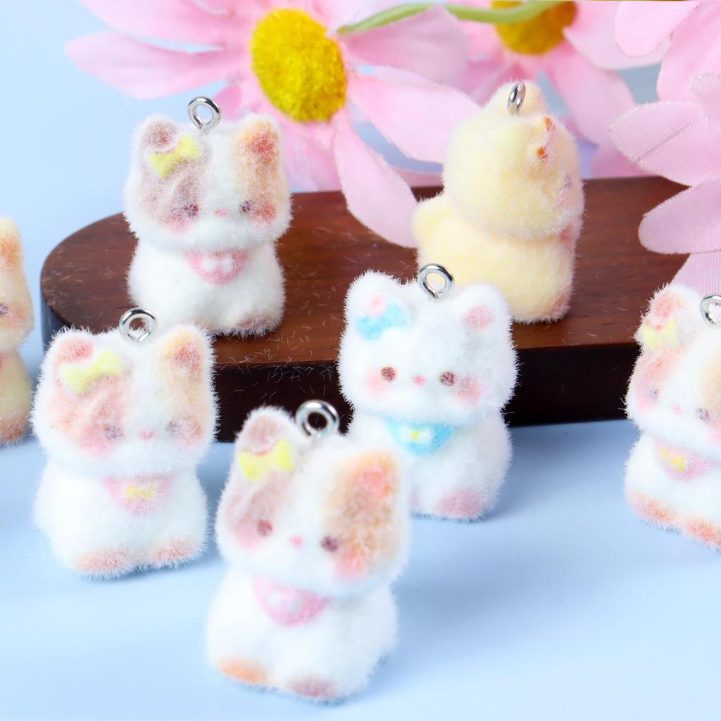 3D Cute Kitten Flocking Pendant: DIY Keychain, Phone Charm & Bag Accessory