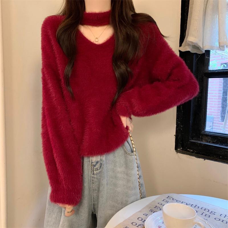 White Halterneck Mohair Sweater for Women in Autumn and Winter V-neck Knitted Bottoming Shirt Soft Waxy Mink Velvet High-end Top