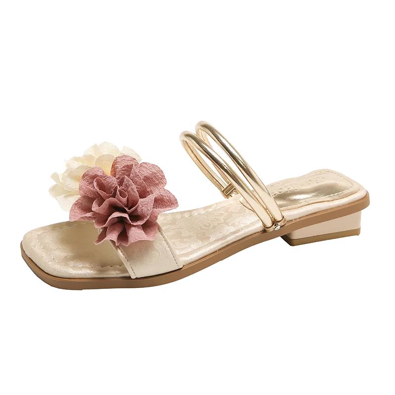 

Модная обувь для женщин 2024 года, модные женские тапочки с квадратным носком, летние, с открытым носком, однотонные, с цветами, на низком каблуке, повседневные, удобные тапочки 40 шампанского