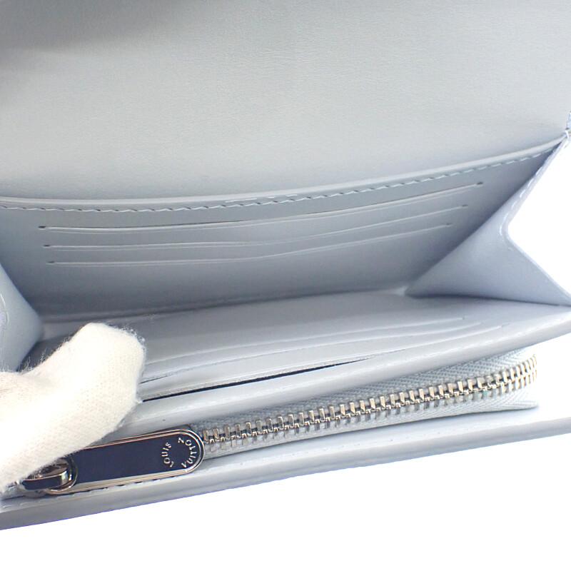 Louis Vuitton M11802 Bifold Wallet White/blue Monogram Mahina Women