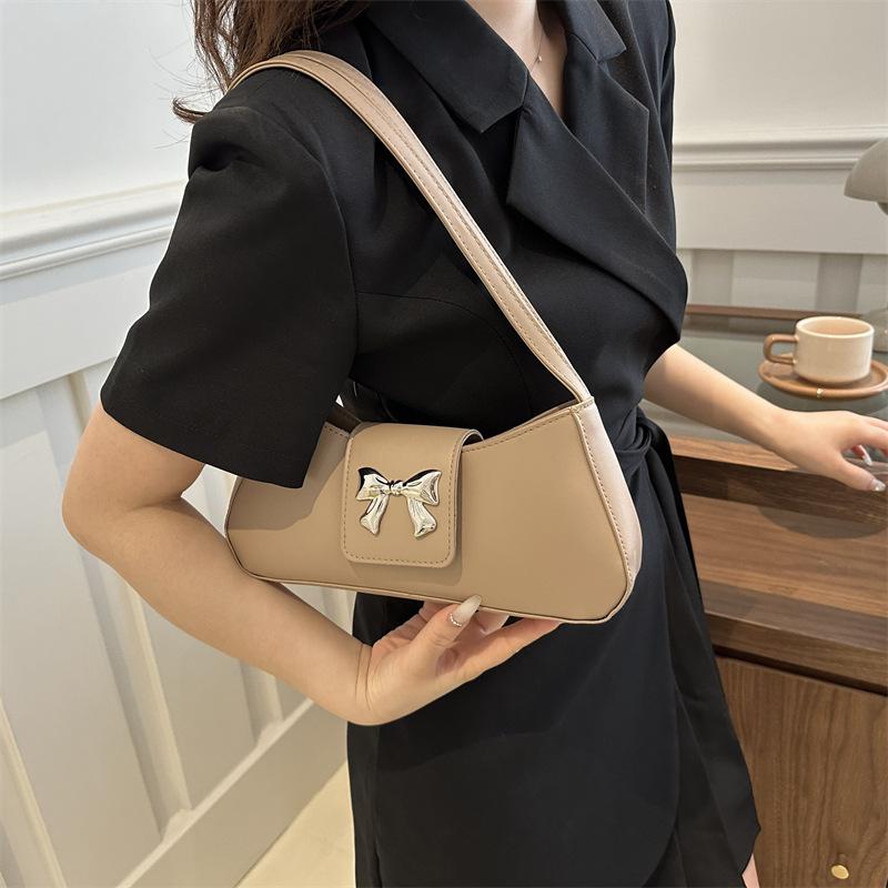 Gentle and fashionable texture bow shoulder bag women's 2025 spring and summer new versatile ins underarm bag small square bag