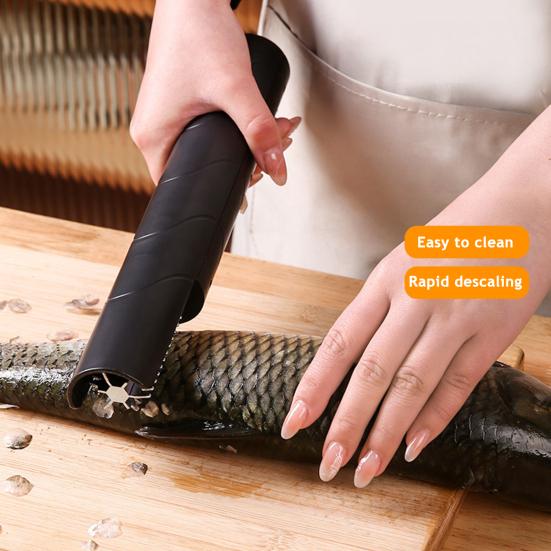 Electric Fish Scaler Cordless Automatic Descaler with Stainless Steel Head Rechargeable Easy-to-use Descaling Tool for Kitchen Outdoor Use