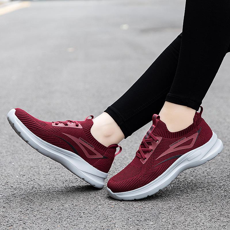 Women's Shoes Wide Instep Casual Walking Shoes Couple Sports Tide Shoes Flying Woven Mesh Breathable Lightweight Mother Shoes Elderly Shoes