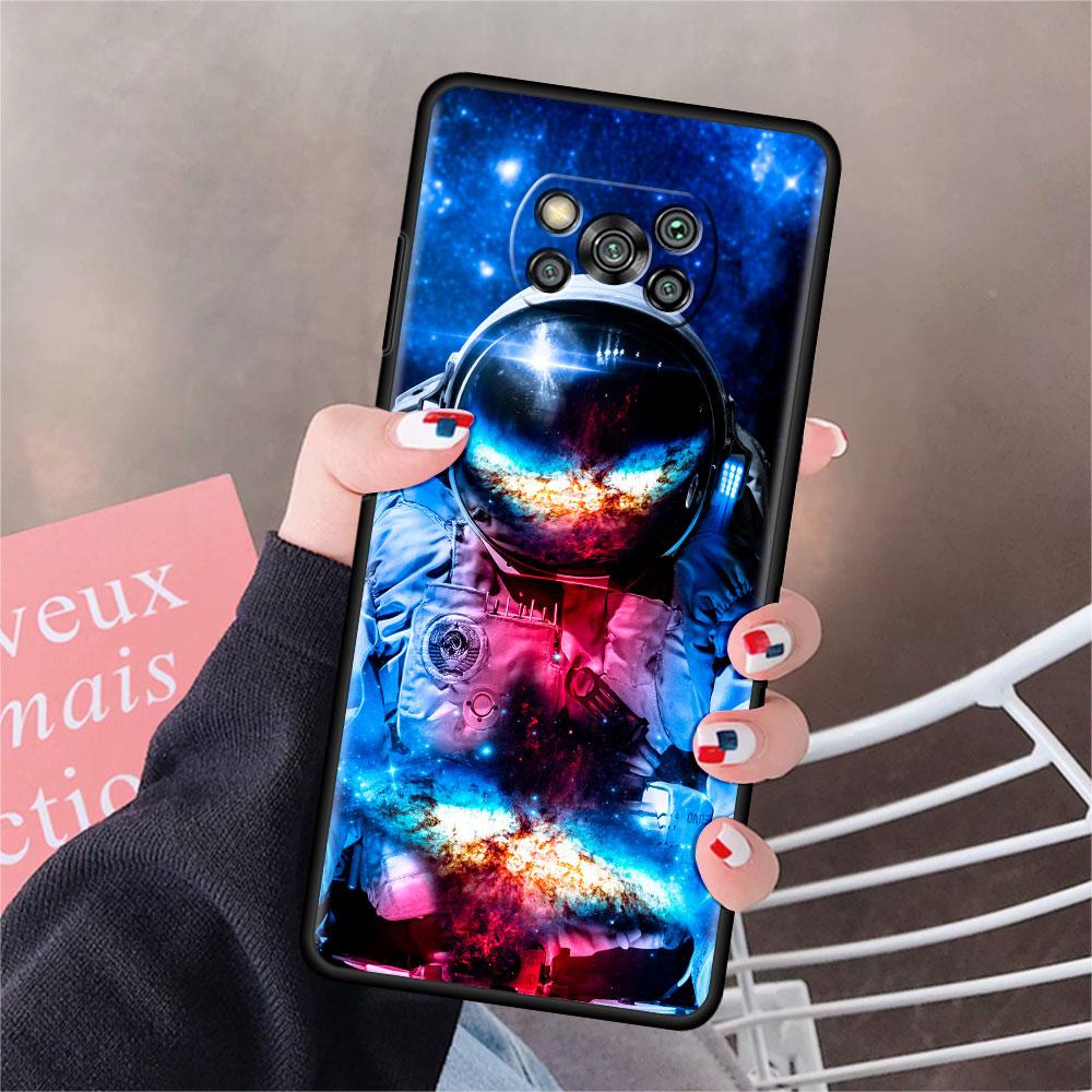 Case For Xiaomi Mi Poco X3 NFC X4 Pro F3 F4 GT M4 M3 F1 C40 11 Lite 11T Soft Silicone Funda Phone Cover Cool Lonely Astronaut