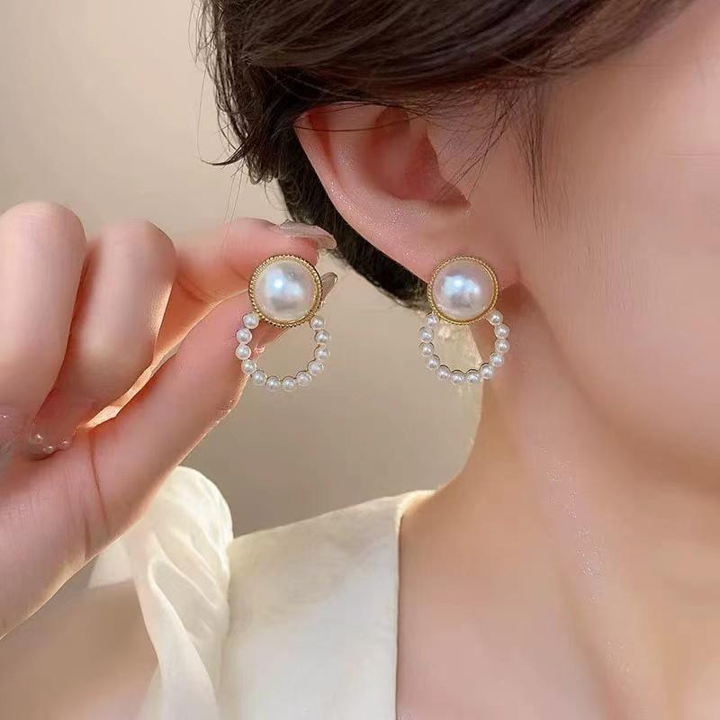 Boucles d'oreilles clous Petite Perle Aiguille Argent Tempérament Haut de gamme Géométriques Boucles d'oreilles pour Trou d'oreille Mignonnes Serties de Diamants Boucles d'oreilles Personnalisées