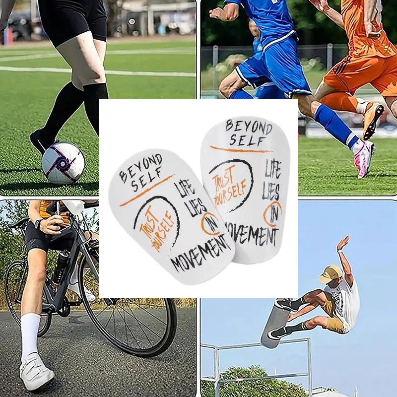 1 Paar Mini-Fußball-Schienbeinschoner, verschleißfest, stoßdämpfend, Beinschutz, leichtes, tragbares Fußball-Trainingsschaftbrett
