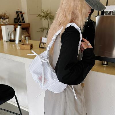 Koreanische Version von mädchenhaftem Unterarmtasche 2025 neue gefaltete Knödeltasche karierte Schulterhandtasche Einzelstück Dropshipping