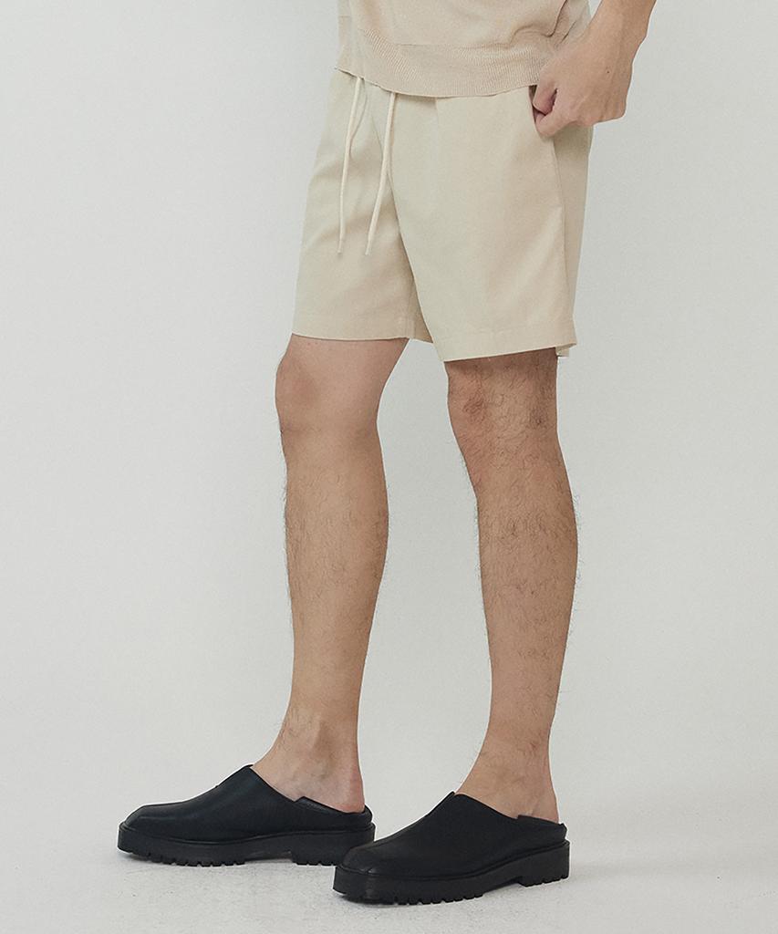 ANALOG MOOD Basic Elastic Waist Shorts (Light Beige)