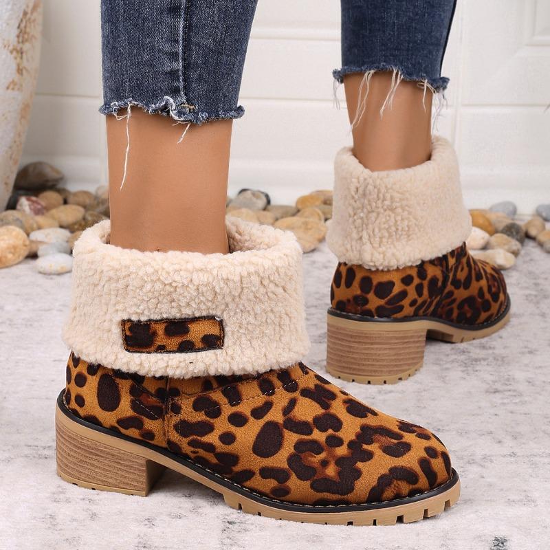 Winter new leopard print women's boots medium tube thick heel high heel fluffy snow boots large size cotton boots women