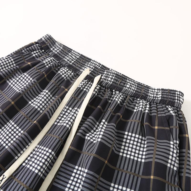 Men's Plus Size Plaid Casual Shorts – Elastic Waist Drawstring Loose Fit Summer Shorts (5XL-11XL)