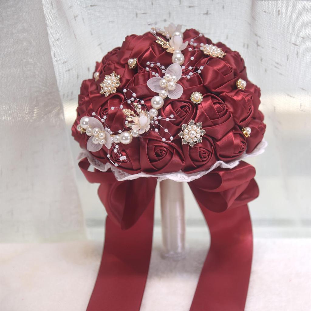 Forest Style Handheld Bridal Bouquet for Wedding Photos and Marriage Registration
