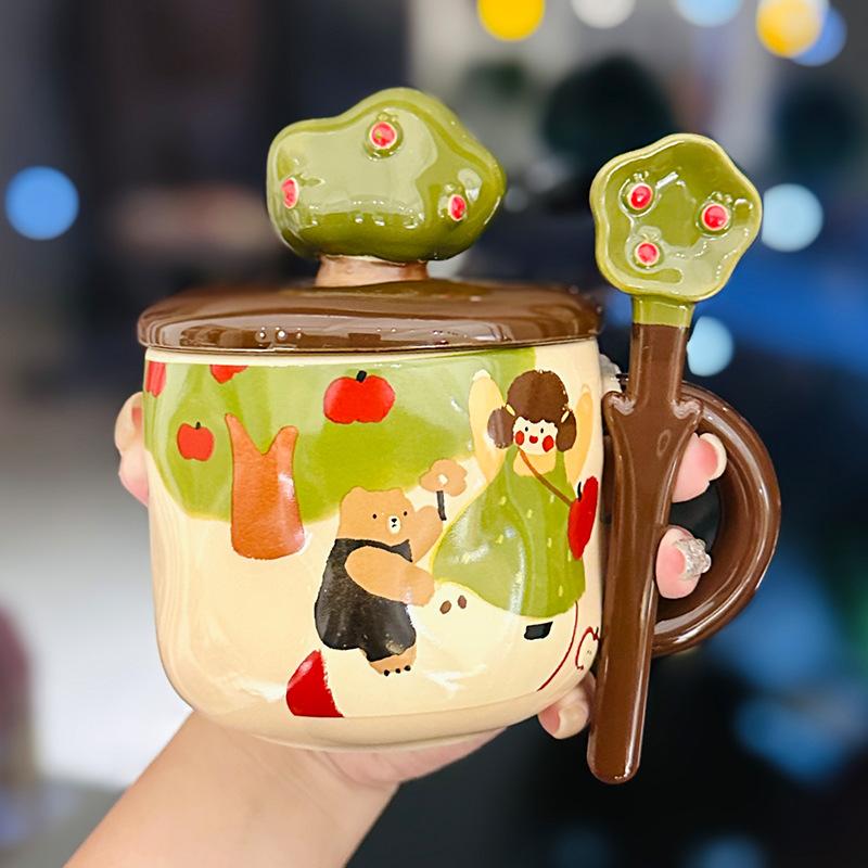 

Cute Cartoon Apple Tree Mugs with LIDS Creative Easter Gifts Water Cups Household Ceramic Cups As Souvenirs 380ml