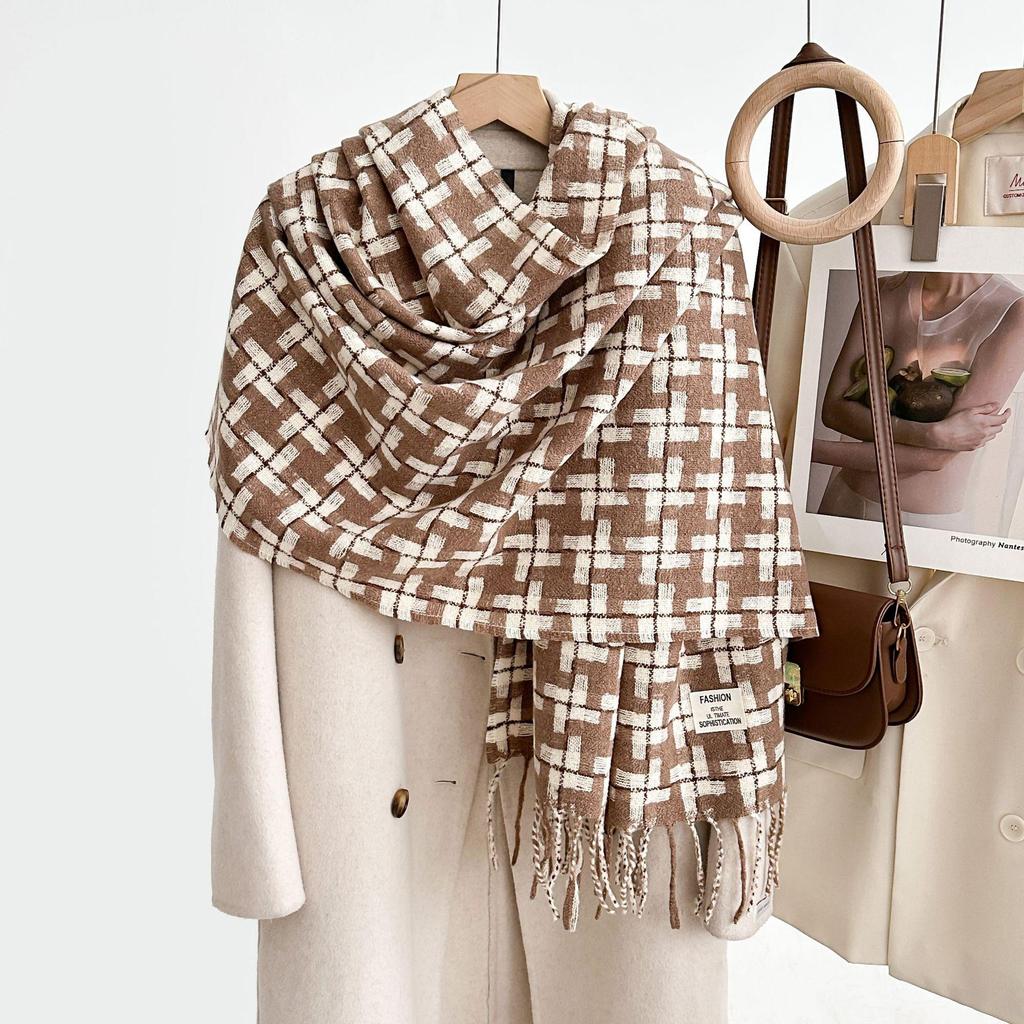 Women's Winter Plaid Imitation Cashmere Tassel Scarf, Thickened Korean Style Neck Warmer