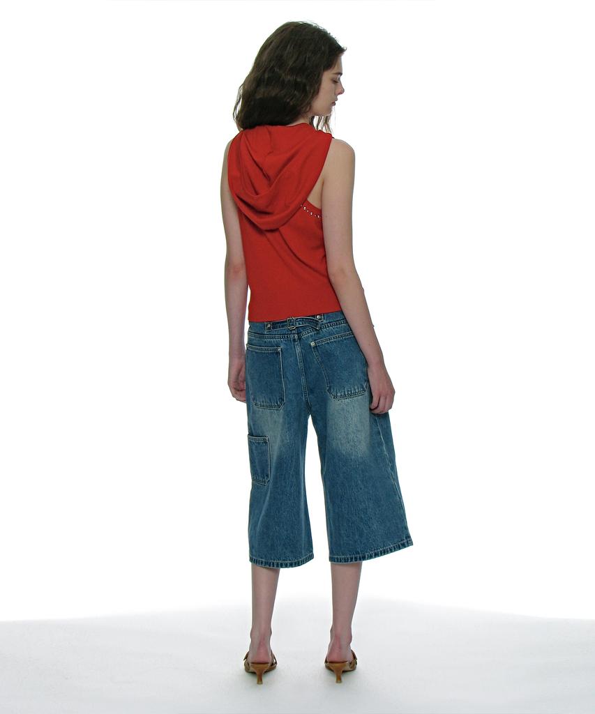 PARTIMENTO WOMEN Studded Hoodie Knit Top_Chili Red
