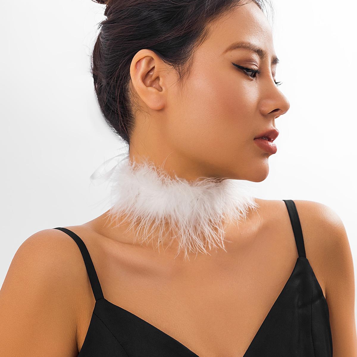 

Gothic party short chocker sweet cool feather collar, ribbon niche performance necklace