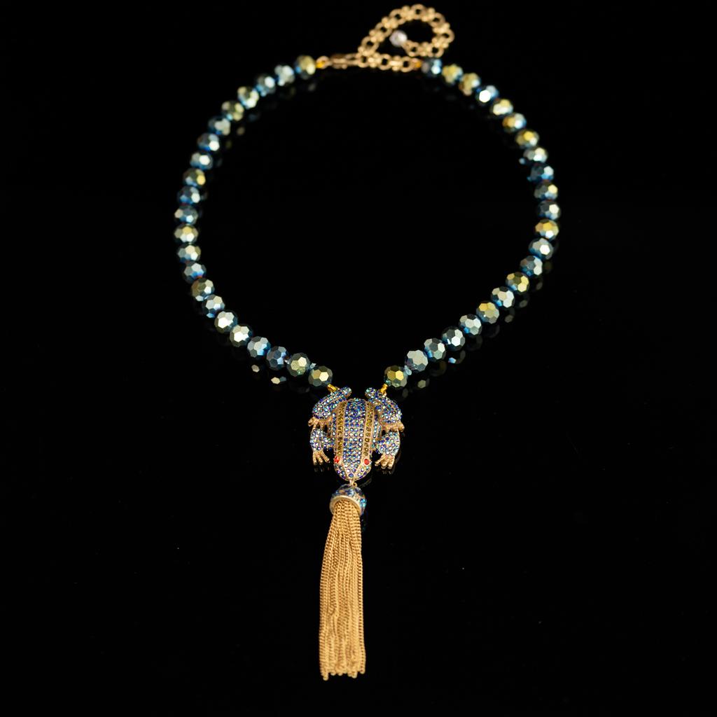 Mittelalterlich Vintage Kupferlegierung Hohes Gefühl Designer Blau Kleines Tier Frosch Voll Diamant Quaste Halskette Weiblich