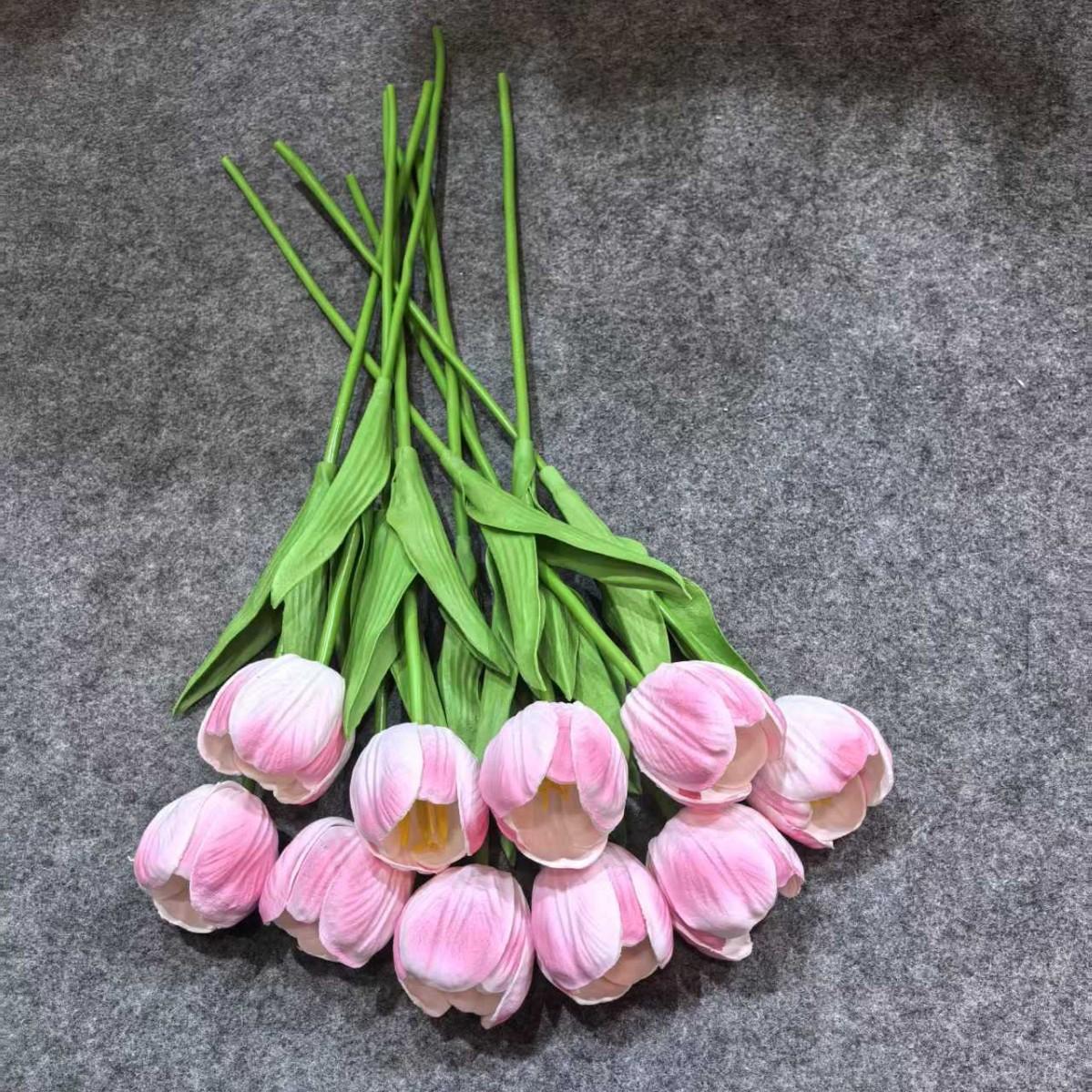 

Пасхальные украшения на День святого Патрика, Свадебное помолвочное украшение для дома, офиса, Весеннее украшение, Реалистичный букет искусственных тюльпанов 6pcs светло-розовый