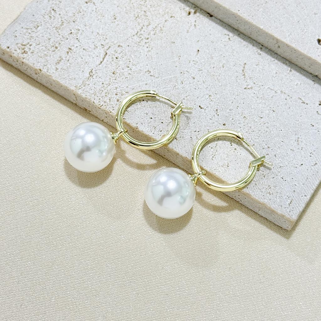 Big Pearl Stud Earrings Women'S Retro Earrings Earrings 925 Premium Ear + Niche, Earrings