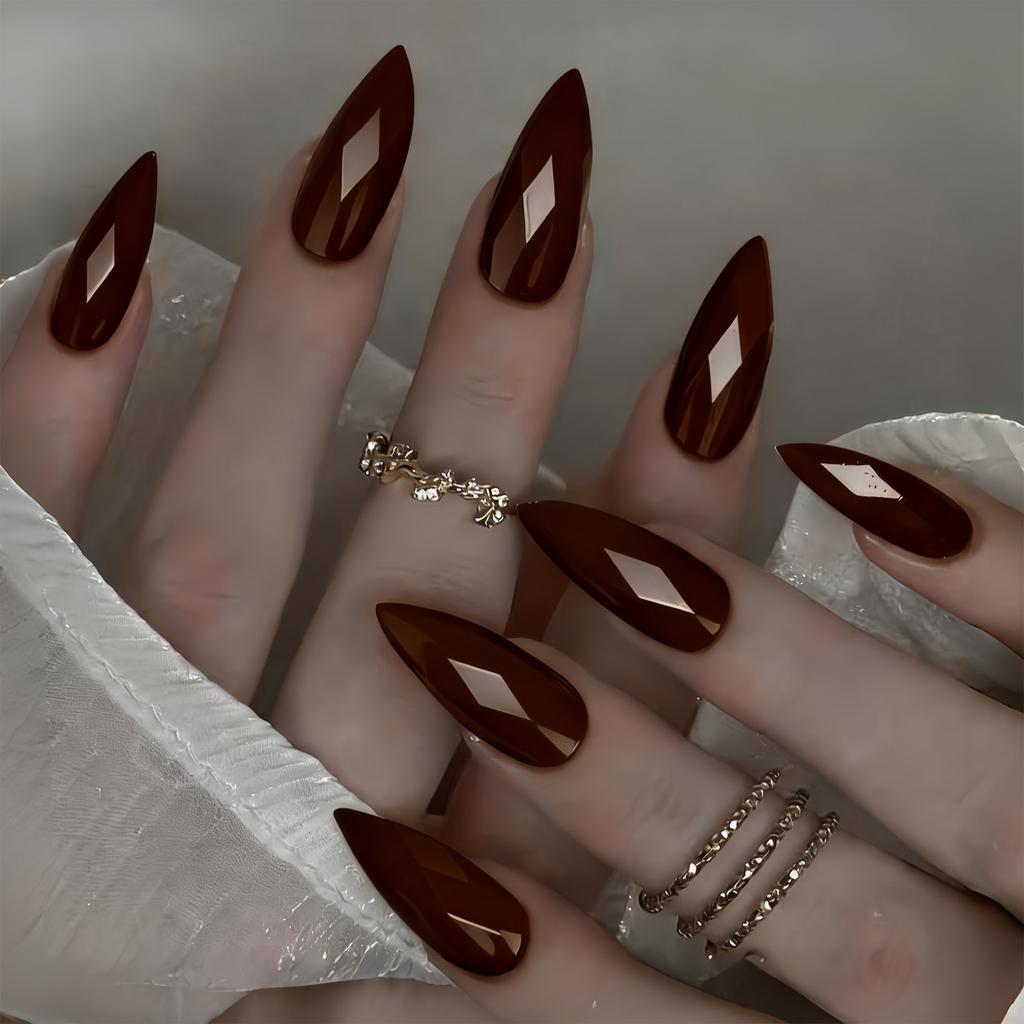 Brown Diamond Pattern Almond False Nails 24 Pieces Durable ABS Plastic For Weddings Parties