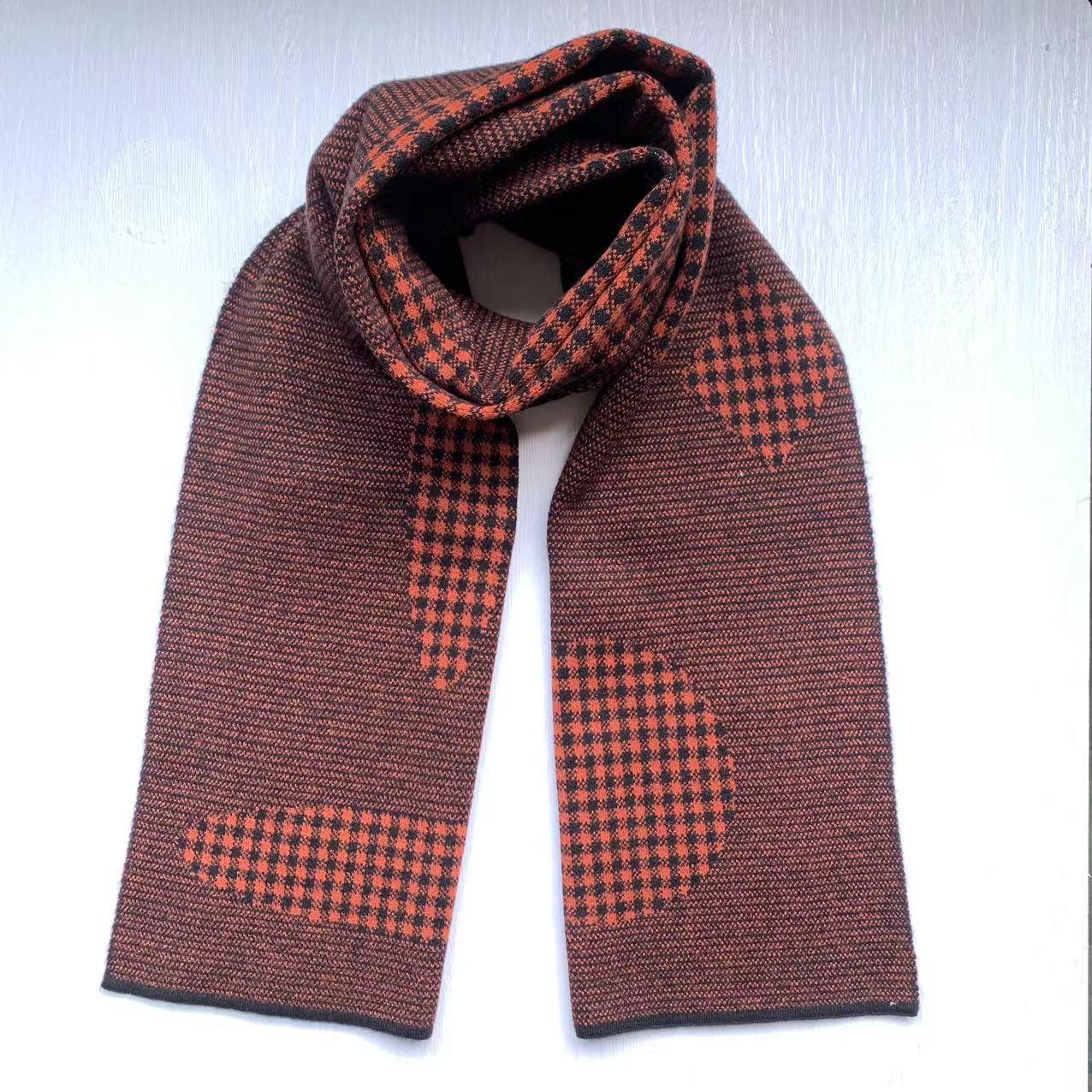 

Мужской Модный Теплый Кашемировый Шарф в Клетку - Вязаный Жаккардовый Осенне-Зимний Аксессуар Over 175cm чёрный/оранжевый