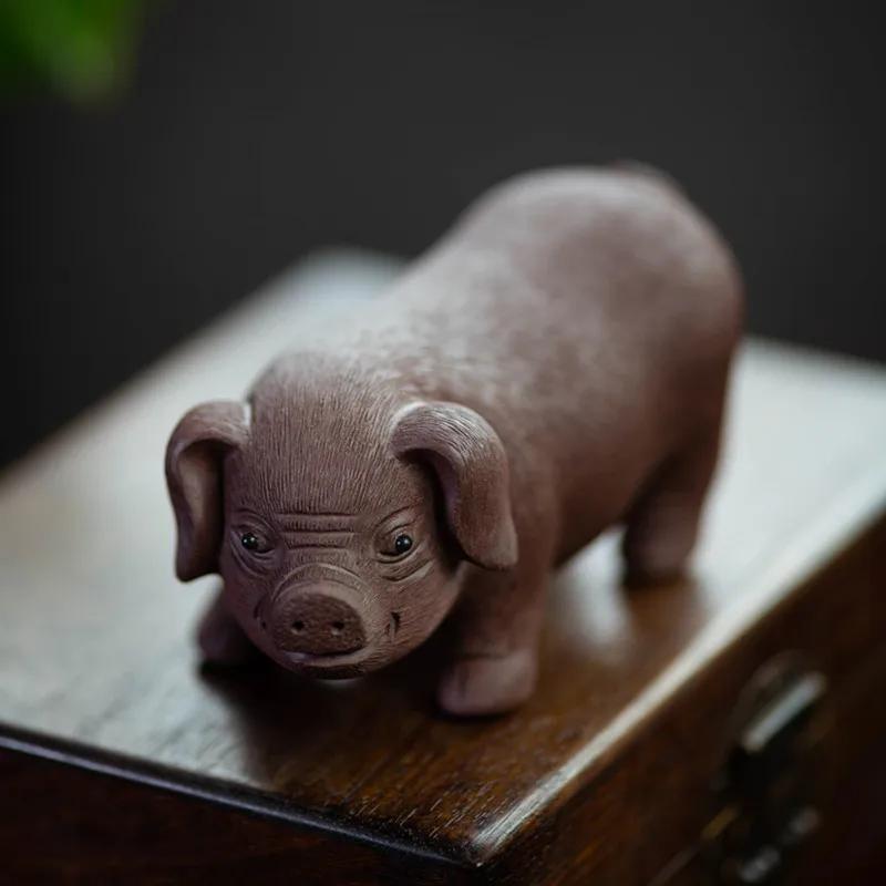 Pet da tè in argilla viola Yixing cinese Statuetta maialino carina Ornamenti Figurine da tè Scultura Decorazione Fatta a mano Decorazioni Set da tè cinese