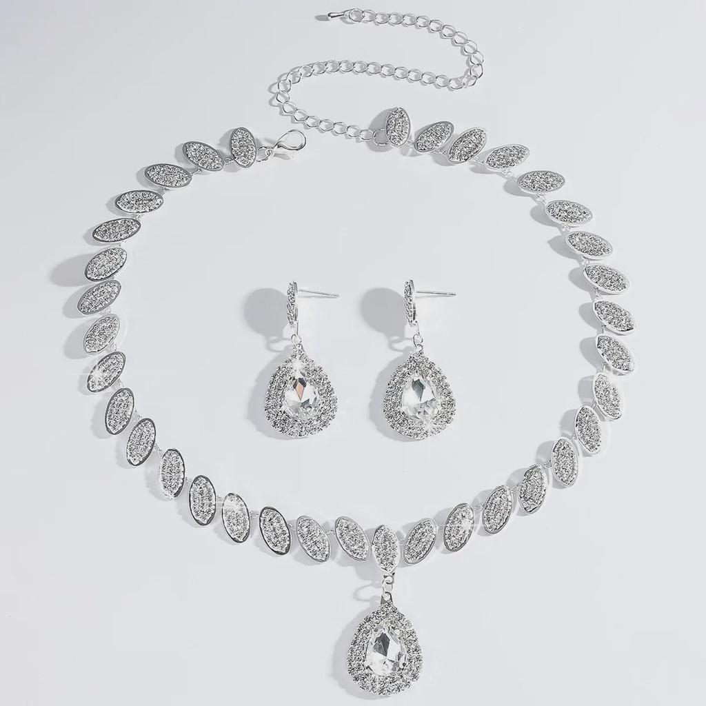 Elegant Diamond Earrings & Necklace Set - Luxury Jewelry for Ladies, Perfect for Dinner and Weddings, European & American Style.