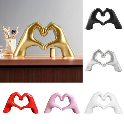 Love Heart Hand Figurine Heart-shaped Gesture Resin Statue Sculpture Home Office Wedding Party Desktop Decoration