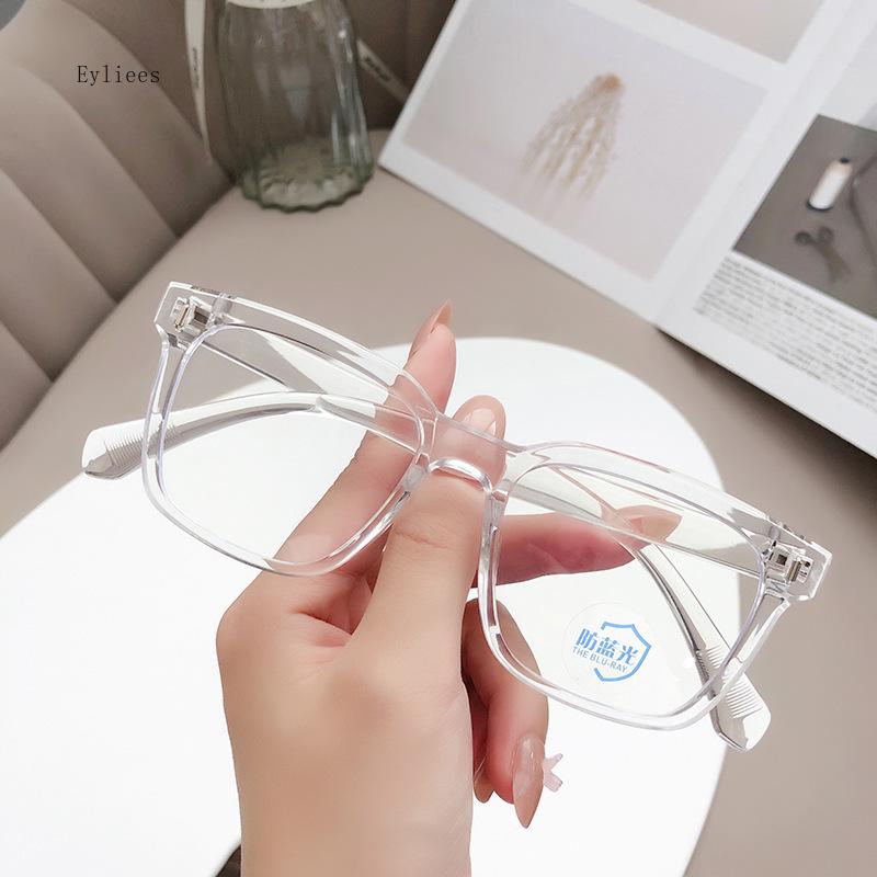 Fashion Trendy Woman Eyeglasses Latest Style Anti Blue Light Womens Glasses High Performance European American Eyeglass Frames