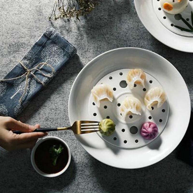 10-inch Round Ceramic Draining Dumpling Plate