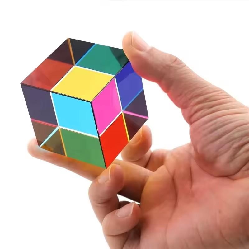 Scientific Magic Prism Cube 40mm Hexahedral Crystal Magic CMY Cube 3D Color Cube Photography Prism Office Desk Ornament Toys