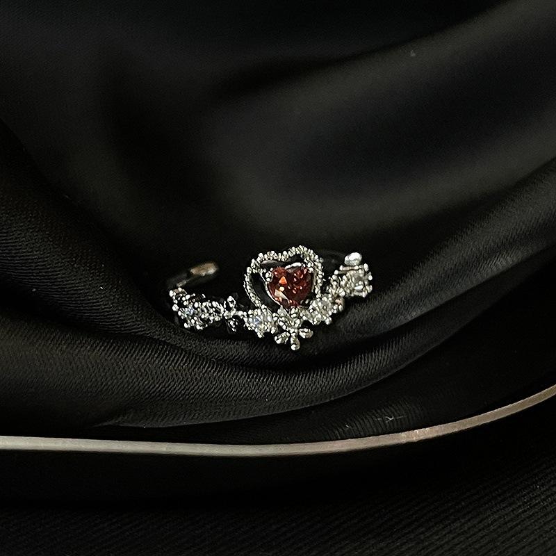 Stacked With Red Love Zir*****Pen Ring, Women S Niche Design Sense Index Finger Ring, High Sense Temperament Snake Bone Ring Adjustable opening