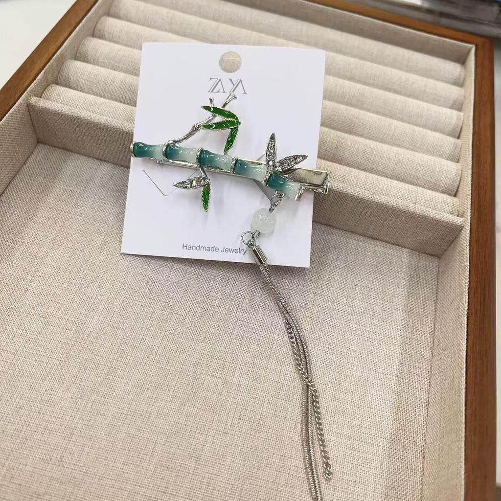 Elegant Hanfu Butterfly Hair Clip with Tassel Accent – Exquisite Chinese Style Side Hairpin