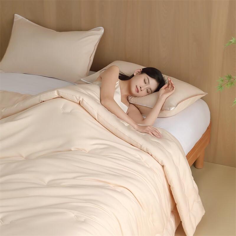 Mercury Home Textiles Soybean Quilt