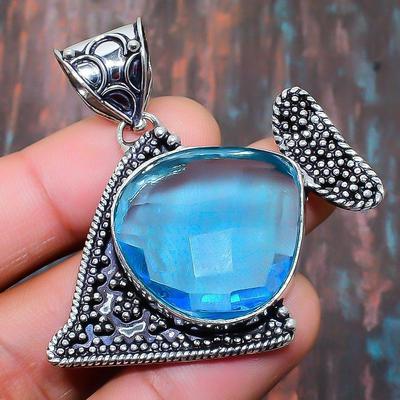 Colgante de joyería de plata de ley 925 hecho a mano con piedras preciosas de topacio azul suizo Superb Fish